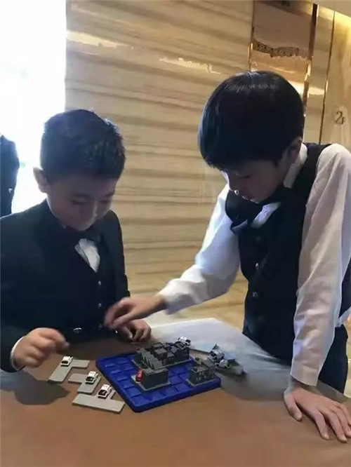 皇家迪智尼-智力达人