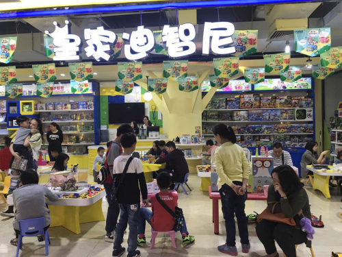 玩具加盟店如何利用服务营销留住顾客
