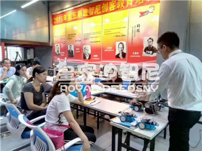 皇家迪智尼帮扶全面升级 极力提高加盟玩具店的竞争力