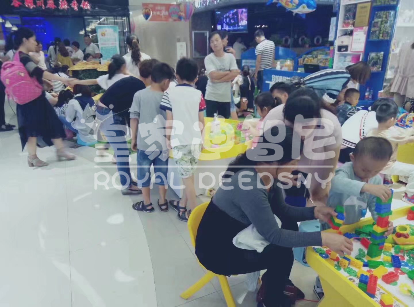 怎样挑选儿童玩具店加盟品牌