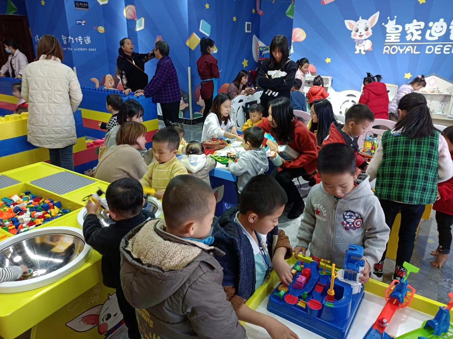 孩子爱发脾气，父母该如何正确引导