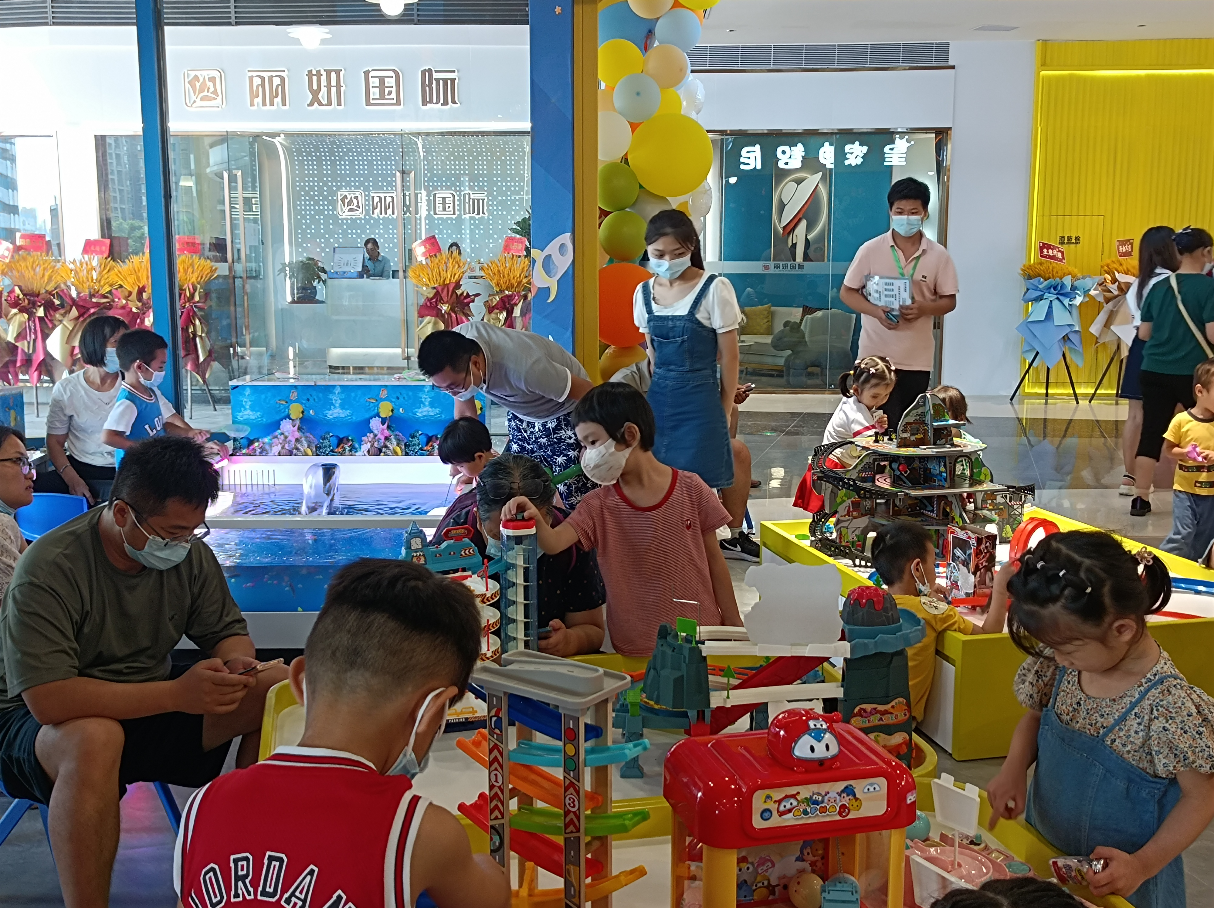 购买玩具前，了解一下哪些玩具是可以刺激孩子的器官呢？