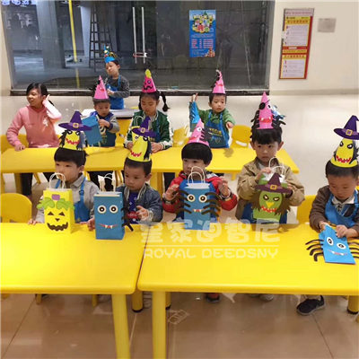 皇家迪智尼 I 生活需要更多的仪式感属于孩子的浪漫