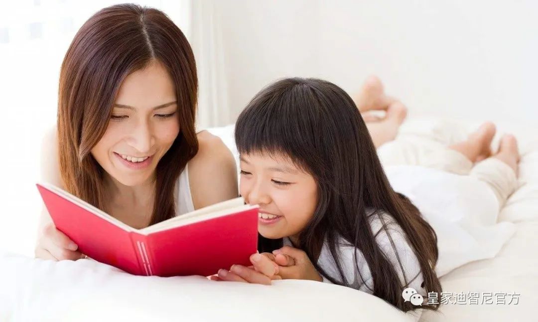 皇家迪智尼 I 孩子太黏妈妈，背后的原因让你心酸！！！