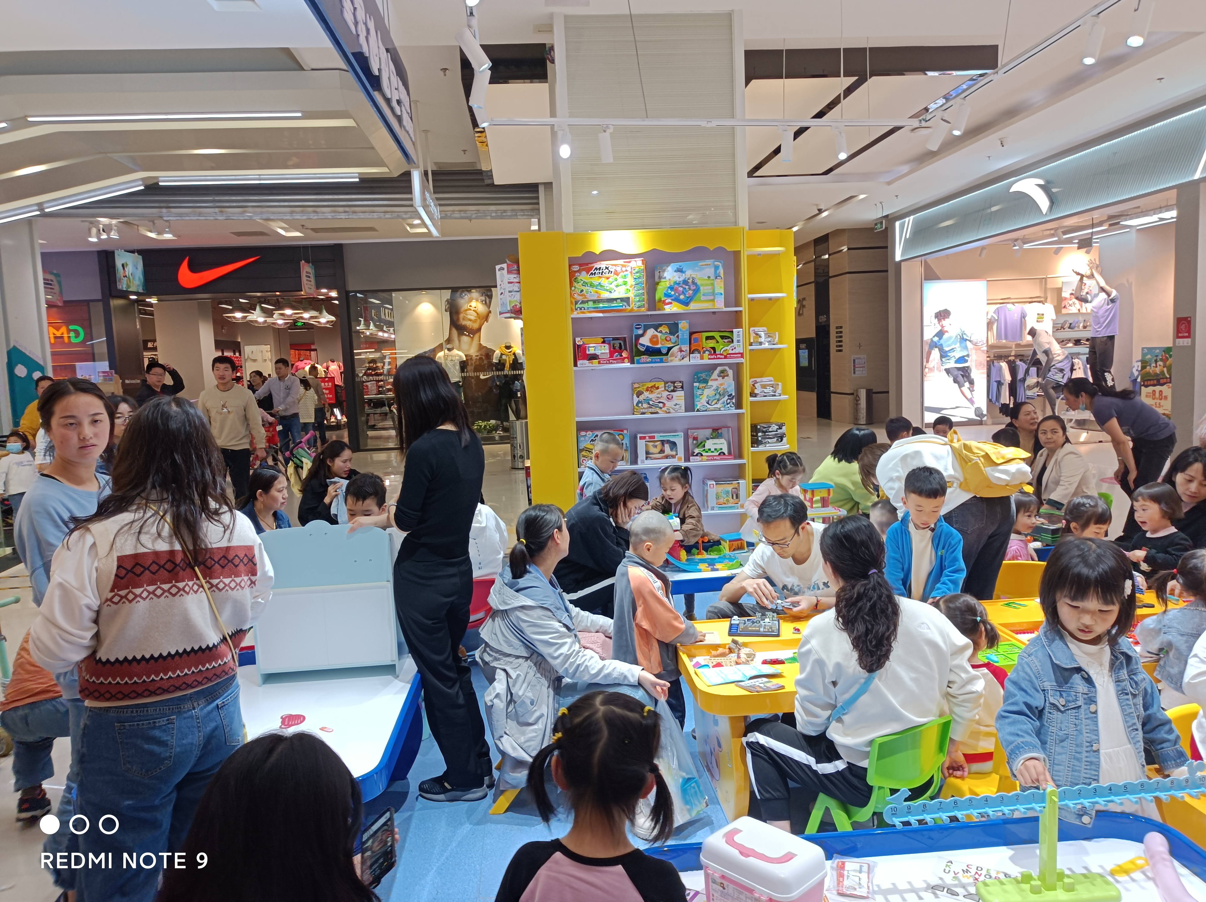 皇家迪智尼 I 年末来袭如何开好已经儿童玩具乐园！