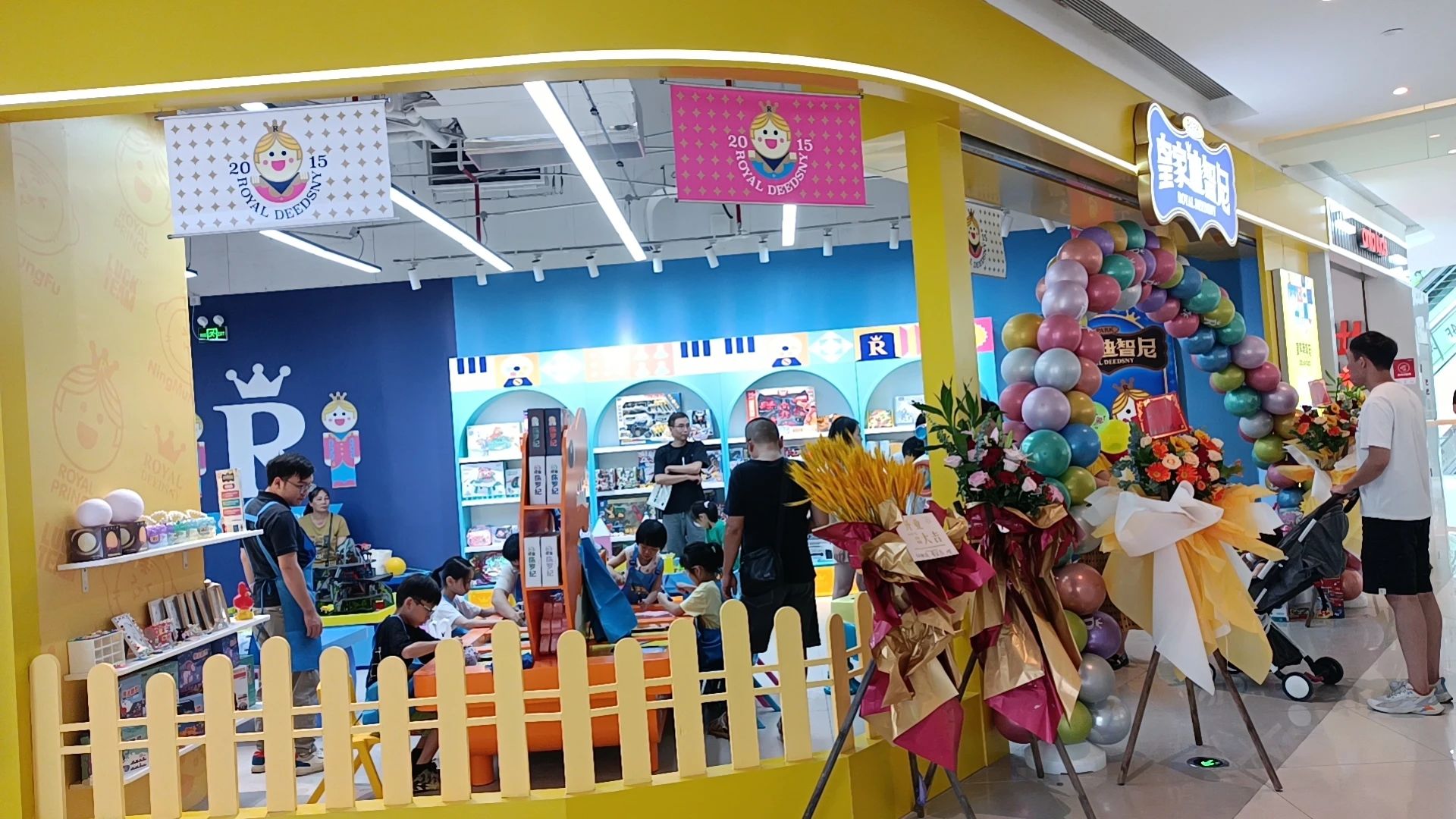 皇家迪智尼 I 实体店核心必须把复购率狠狠拿捏住！
