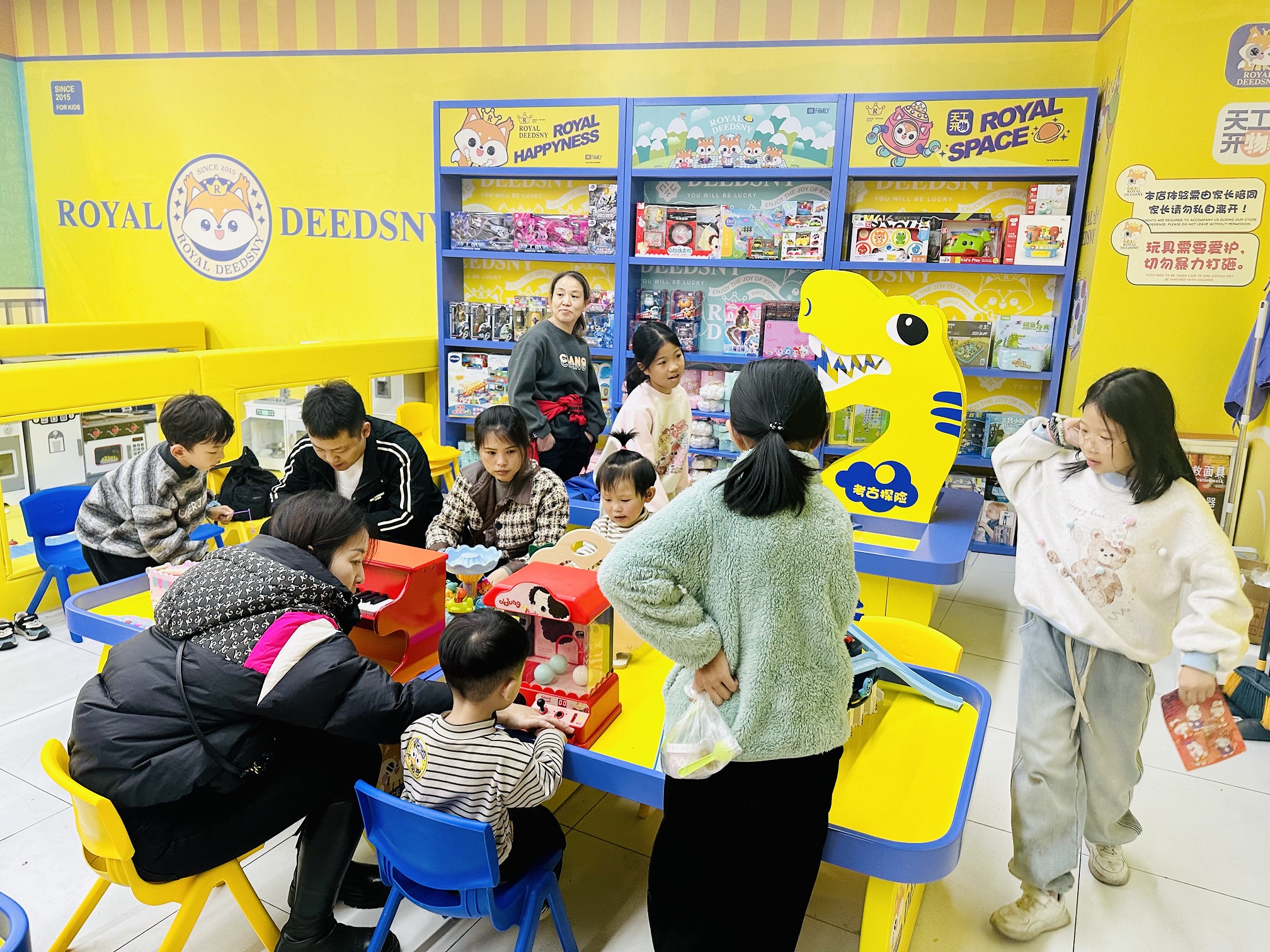 皇家迪智尼 I 如何让益智玩具乐园年末盈利翻倍！